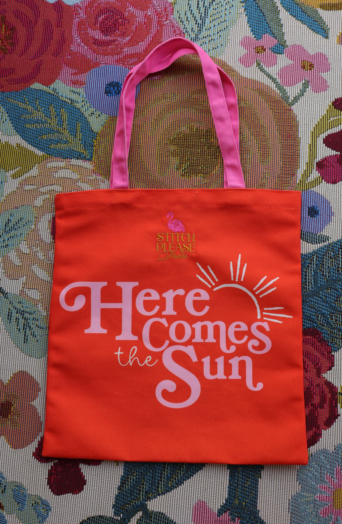 Here comes the sun tote